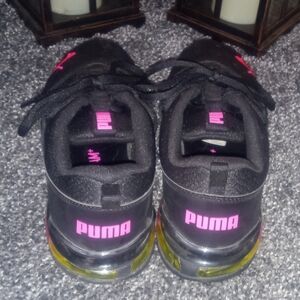 Puma Womens Black Sneakers with Pink Highlights